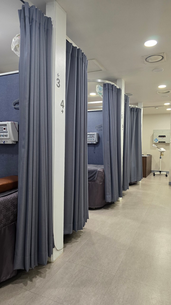 유정한의원 물리치료 공간